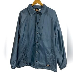 Dickies: Windbreaker Jacket
Size: Medium // Color: Slate (Blue)